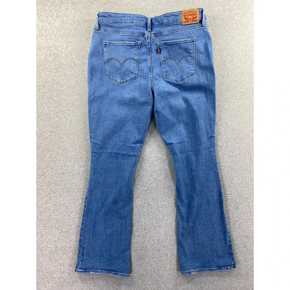 Levis please be